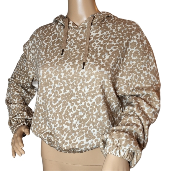 NWT Revolve BB Dakota Steve Madden Sittin' Kitty Hoodie in Camel. Linen blend. - Picture 7 of 14
